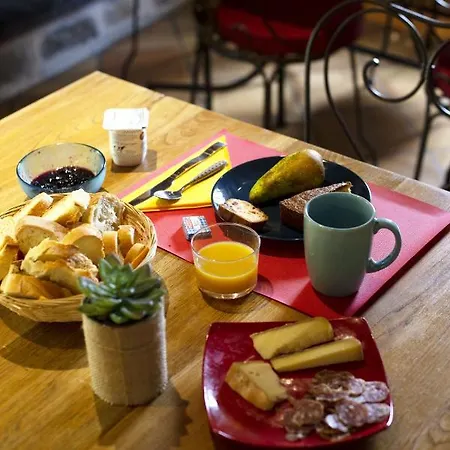 Le Domaine Du Mont De Gez Πανσιόν 3*