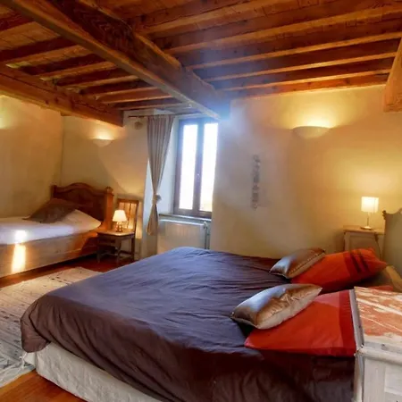 Πανσιόν Le Domaine Du Mont De Gez 3*